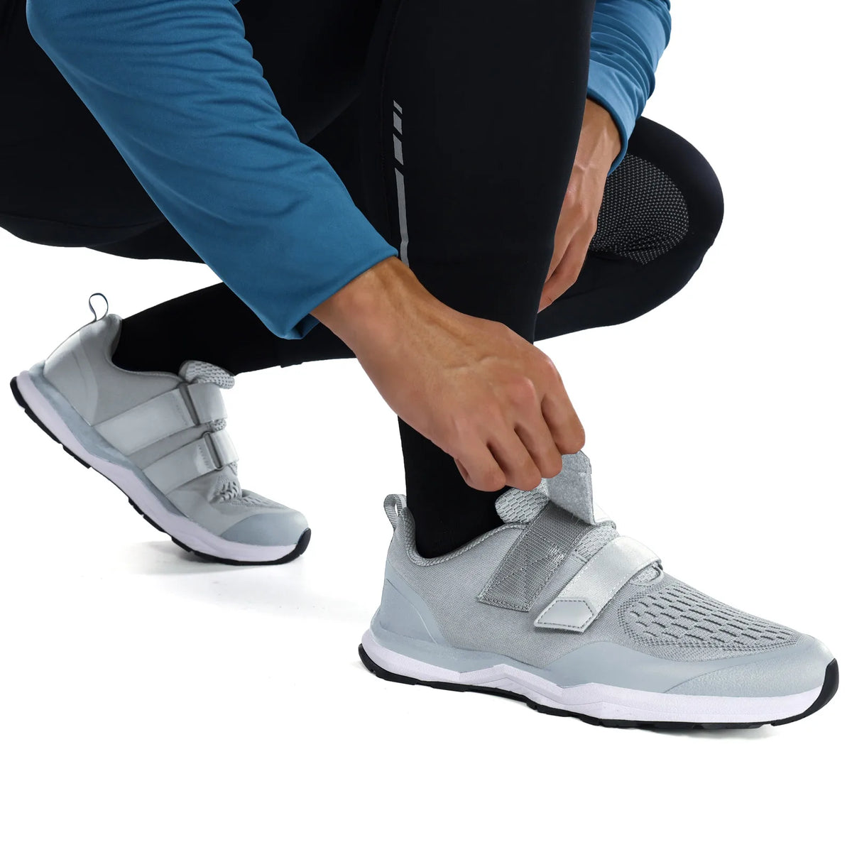 Santic Cycling Shoes Multi-purpose Running SPD Indoor Leisure Shoes Rubber Sole Hook Loop Design 3D Mesh Fabric Sneakers Unisex