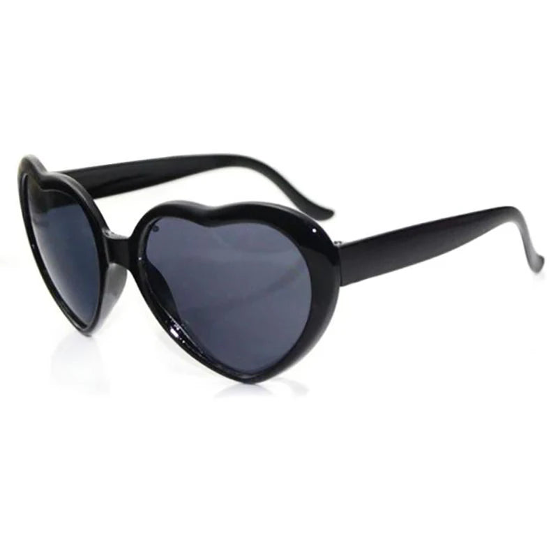 Love Heart Shaped Effects Glasses Watch The Lights Change to Heart Shape At Night Diffraction Glasses Women Fashion Sunglasses