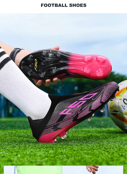 Nowe męskie buty piłkarskie antypoślizgowe dla chłopców, na zewnątrz, bestsellerowe buty do piłki nożnej na trawę i mecze, wysokiej jakości korki, wysokie, lekkie