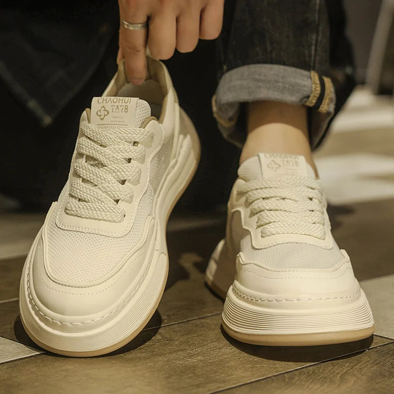 Ultralette, åndbare mesh-sneakers til mænd 2025 – moderigtige fritidssko med tyk sål, behagelige snøresko til daglig gang