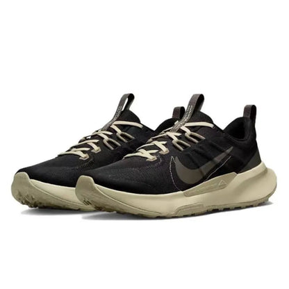 Nike Juniper Trail 2 : chaussures de course de trail basses pour homme, souples, élégantes, légères, résistantes et antidérapantes – Noir DM0822-005