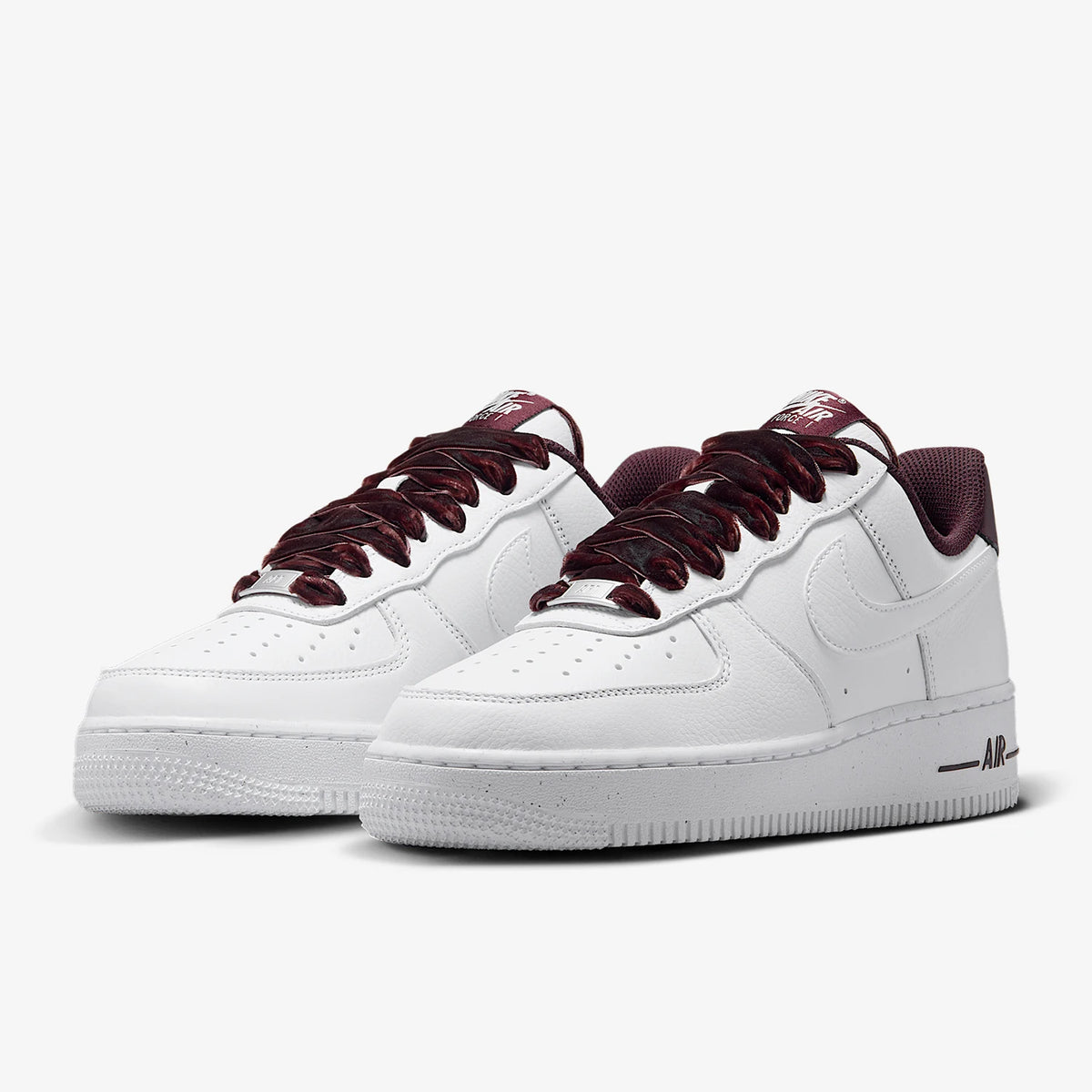 Оригинални дамски ниски ретро леки ежедневни маратонки Nike Air Force 1 HV4403-600