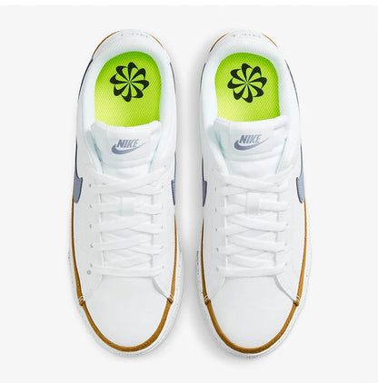 Nike, autentiche sneakers casual da donna basse, collezione primavera, modello DH3161-108