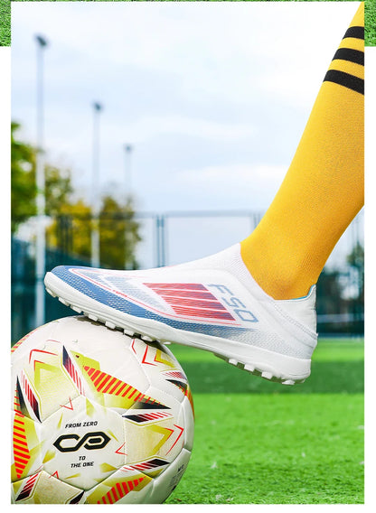 New Men Soccer Shoes Cleats Ultralight Outdoor Professional Football Boots Unisex Hot Sale Women Match FG Sneakers High-quality