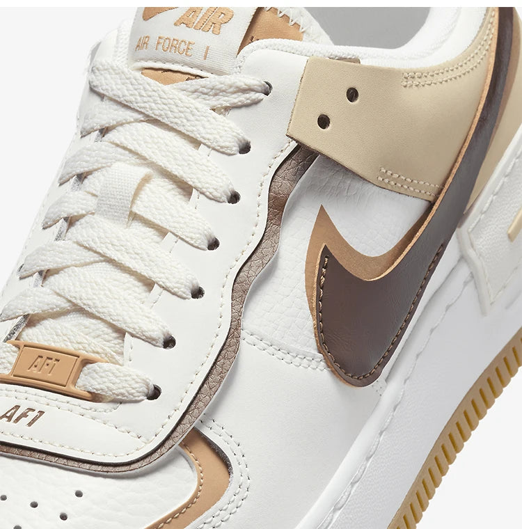 Nike Authentic Air Force 1 Scarpe da skate da donna con ammortizzazione comfort DZ1847-106