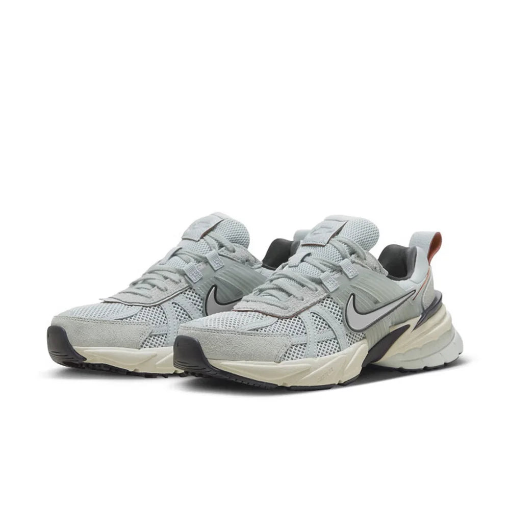 Nike W V2K RUN – damskie sportowe buty do biegania na co dzień, antypoślizgowe, wytrzymałe i oddychające FN6703-003