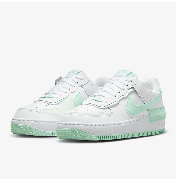Nike AIR FORCE 1 originale da donna: sneakers classiche basse con suola spessa FZ3773-100
