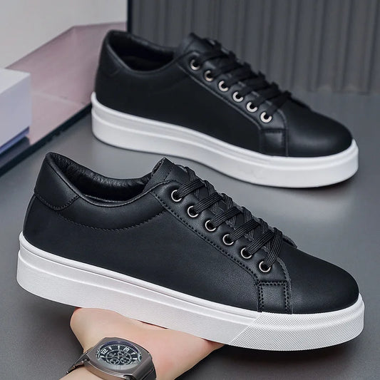 Nuove scarpe da uomo alla moda best-seller, scarpe bianche di tendenza, scarpe sportive e casual da studente, scarpe da uomo versatili