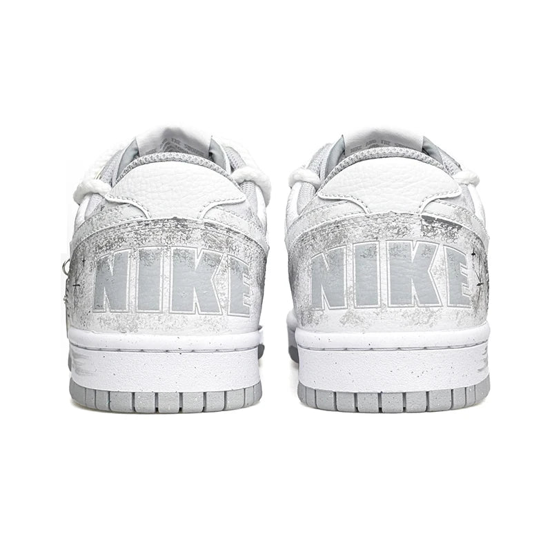 Sneakers personalizzate Nike Dunk Low "Wao" Edizione speciale con sacchetto regalo, stile High Street, decostruite, dipinte a mano con sfumature orientali, da uomo