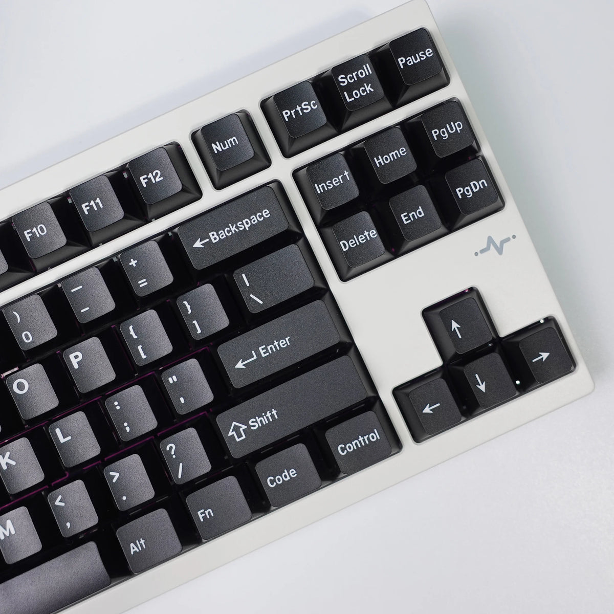 KBDiy GMK WOB Keycap Cherry Profile Double Shot PBT ISO 7u Black and White Keycaps For Mechanical Keyboard Retro Gaming Key Cap