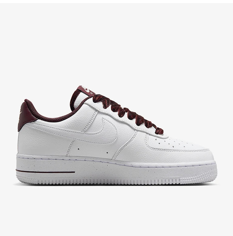 Оригинални дамски ниски ретро леки ежедневни маратонки Nike Air Force 1 HV4403-600