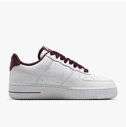 Оригинални дамски ниски ретро леки ежедневни маратонки Nike Air Force 1 HV4403-600