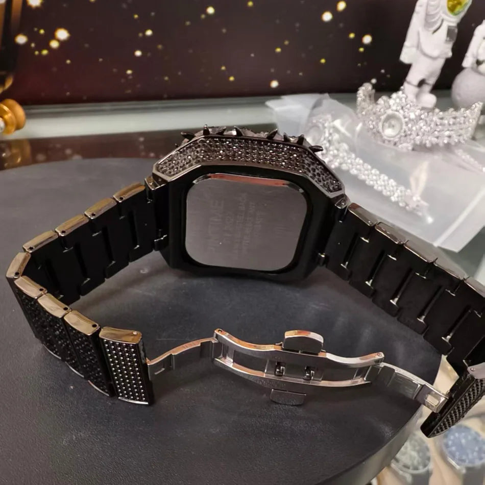 Shine Luxury Hip-Hop Diamond Watch with Emeralds for Men Replica Czech Stone Inlaid Waterproof Gold Watch שעוני יוקרה