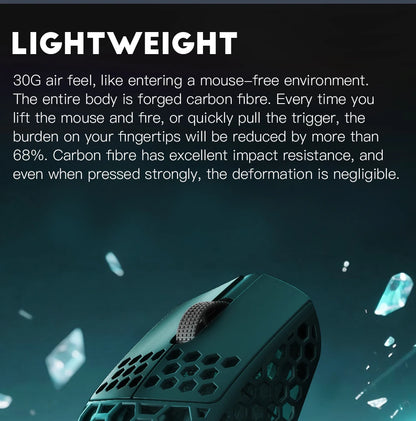 Darmoshark M5Air trådlös gamingmus i smidd kolfiber 8K PAW3950 30K DPI för små händer, fingertoppsgrepp, spelmakron, lättviktig