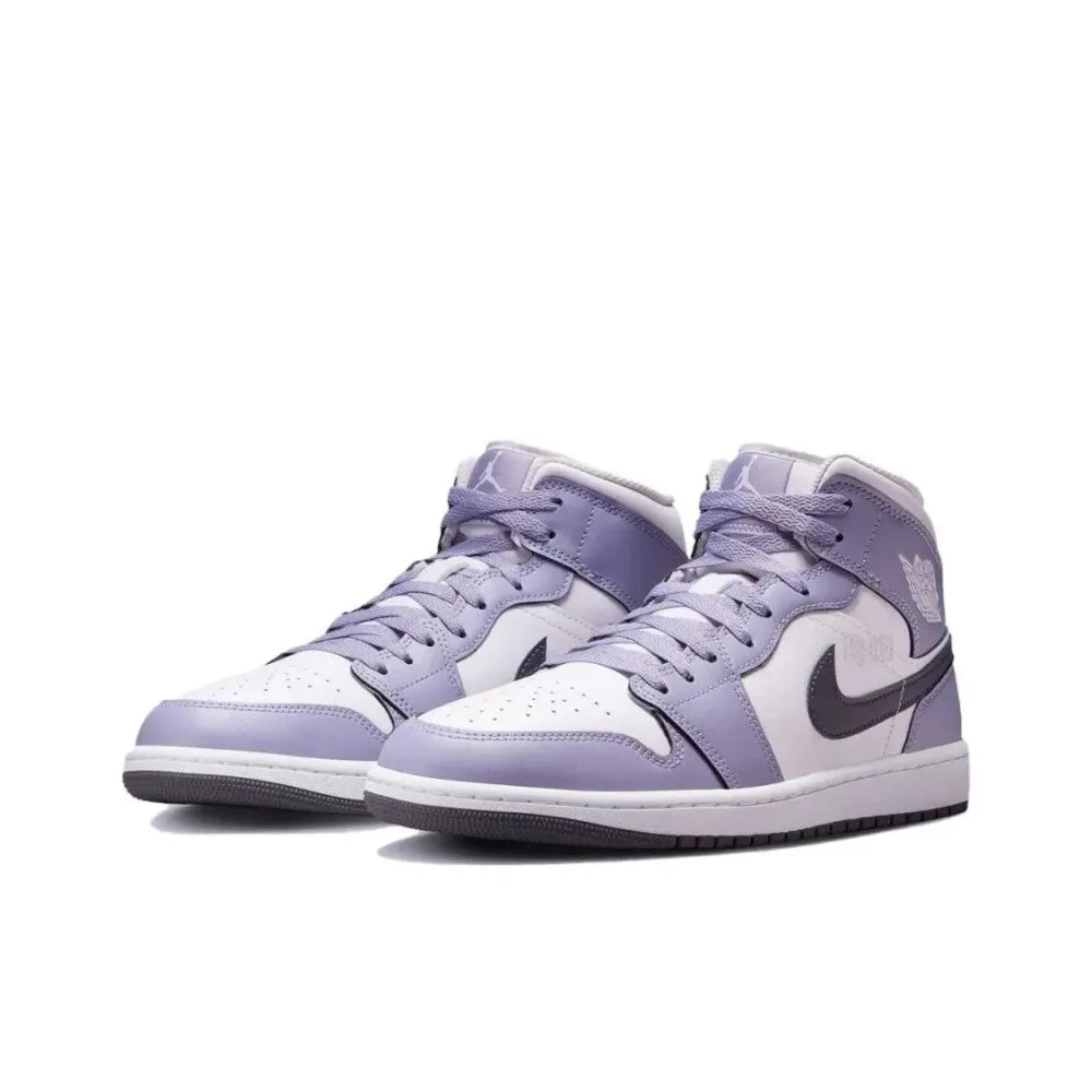 Basketbalové boty Nike Air Jordan 1 Mid Unisex – Klasické a univerzální, spojující výkon na hřišti s každodenním stylem DQ8426-145