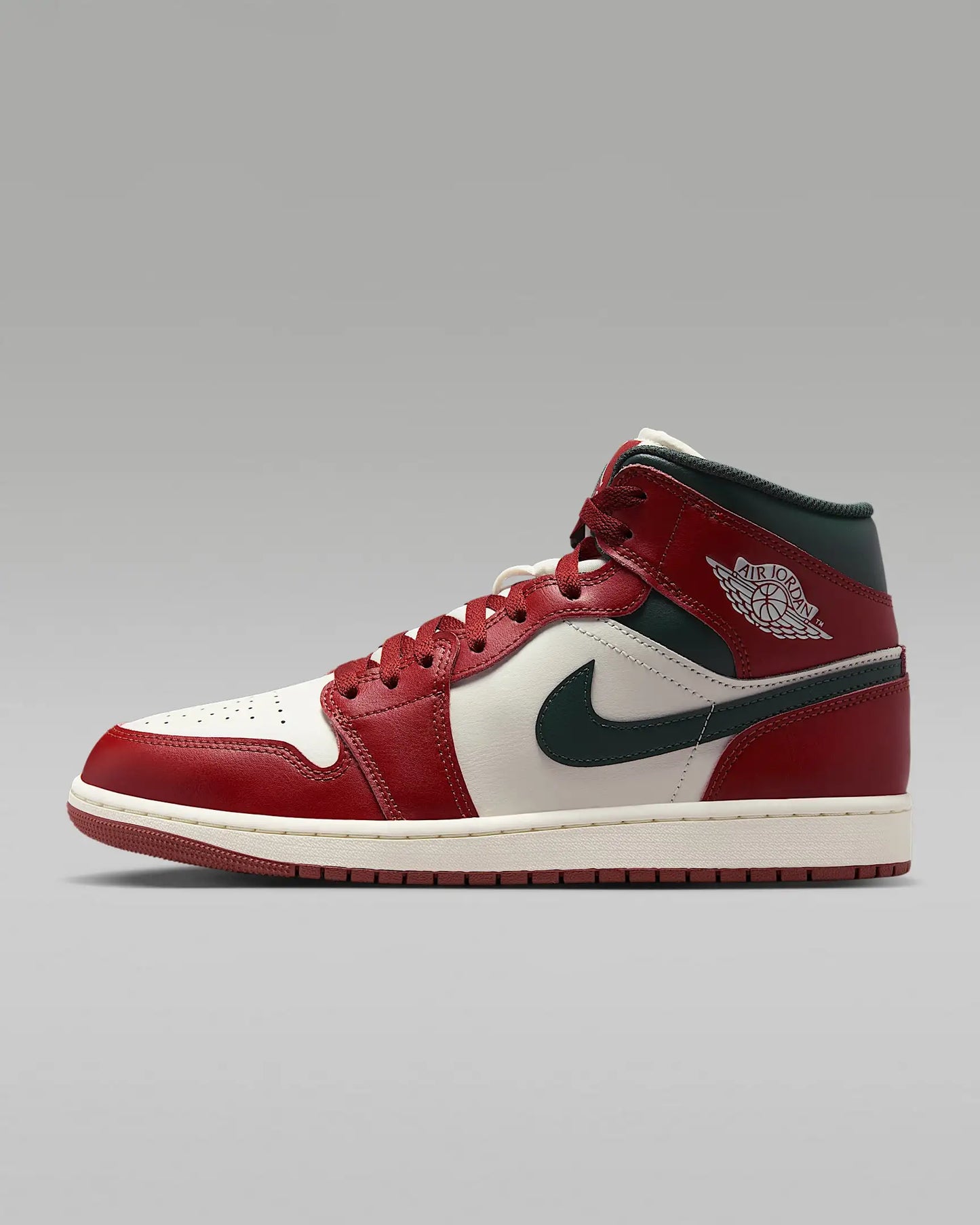 Jordan Air Jordan 1 classic versatile retro mid-cut basketball shoe DQ8426-105