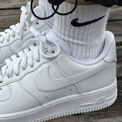 Nike Air Force 1 '07 Dames Triple White Leer AF1 Classic Comfortabele Air Cushion Board Shoes Casual Witte Sneakers DD8959-100