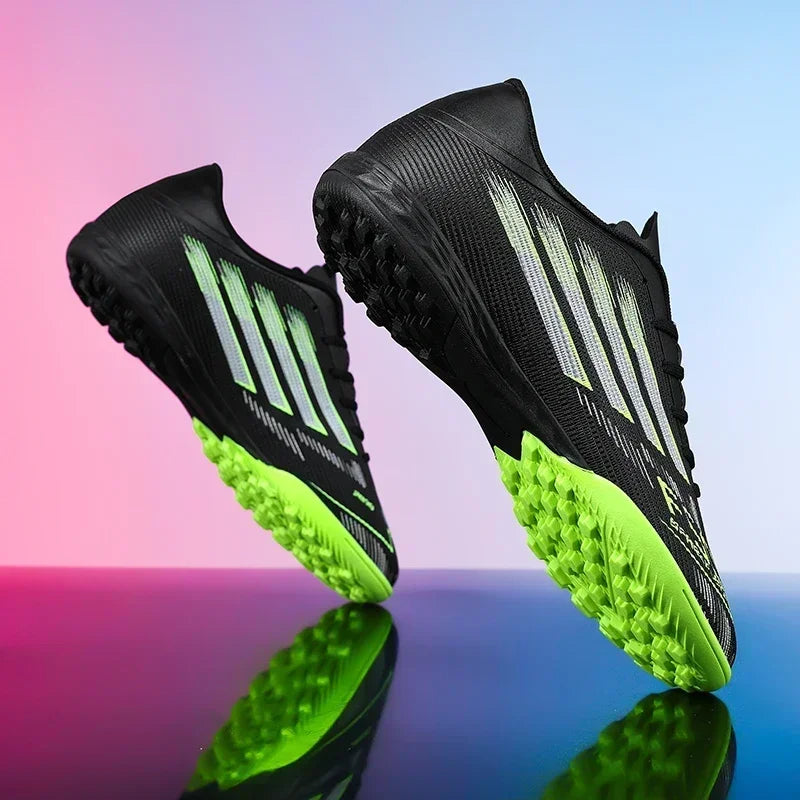 Nouvelles chaussures de football pour hommes, baskets confortables, chaussures de football professionnelles à cheville haute, chaussures de sport unisexes antidérapantes TF/FG pour garçons