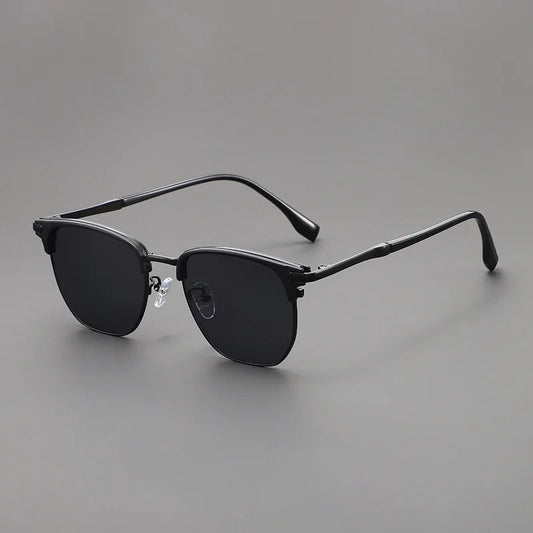 New Arrival Vintage Square Sunglasses Women Men Metal Frame Sun Glasses Female Eyewear Sunglasses for Male Female Eyeglasses