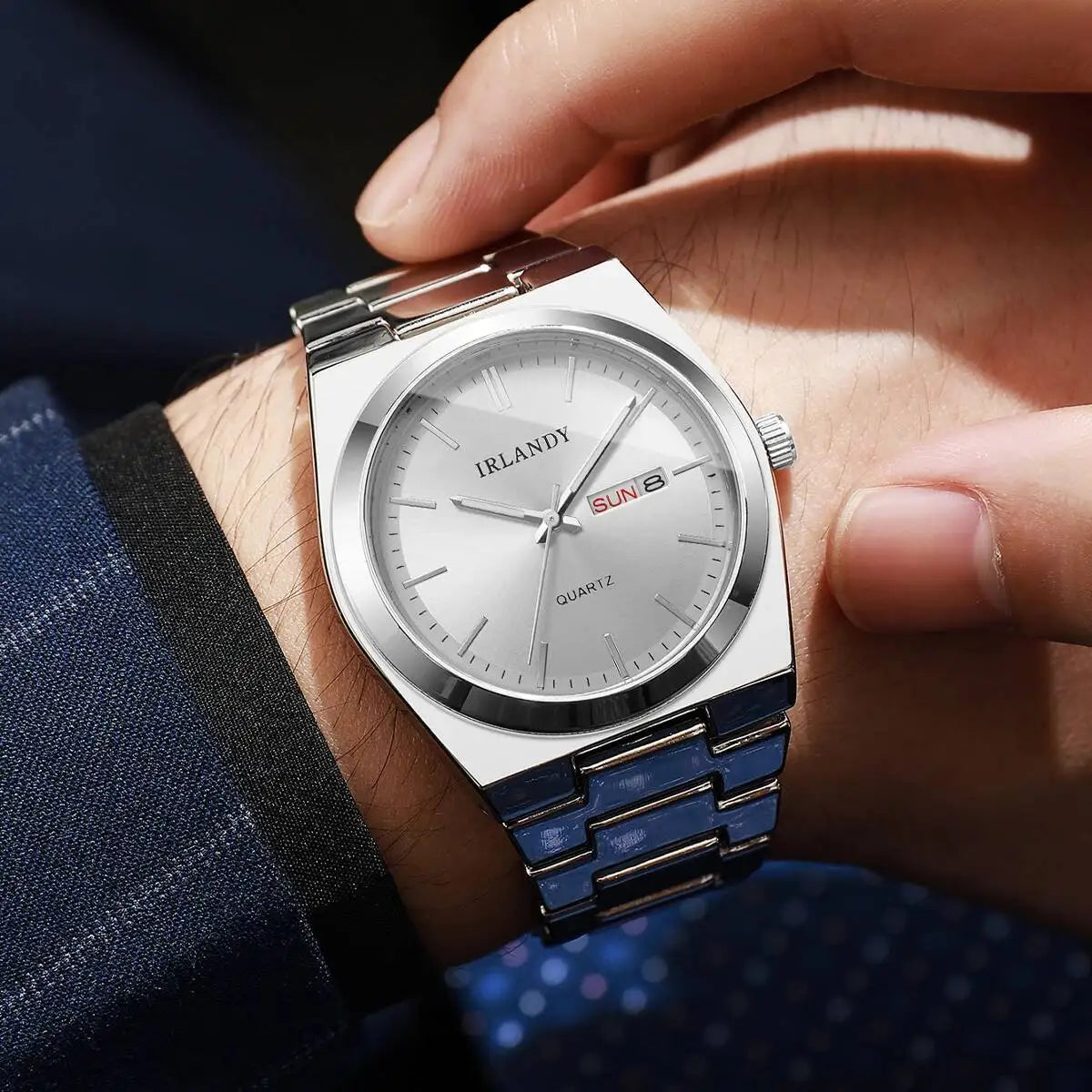 Luxury Mens Calendar Quartz Wristwatches Fashion Men Business Watches Clock Gift Reloj Hombre（Without Box）