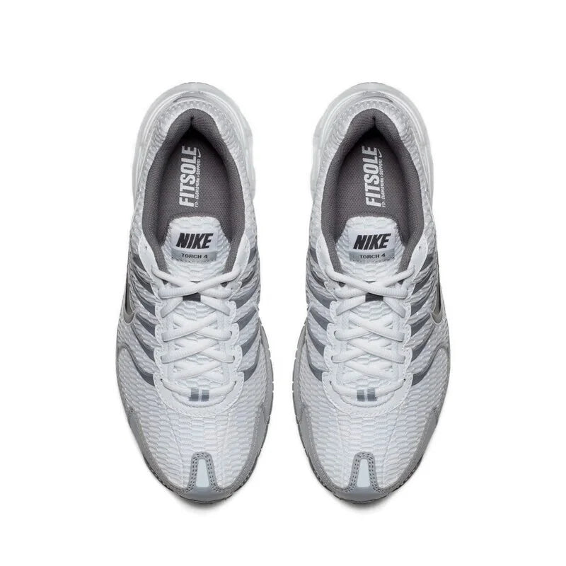 Nikeove nove lahke in trpežne tekaške čevlje Air Max Torch 4 z vidno zračno blazino za vsakodnevno nošenje 343846-100