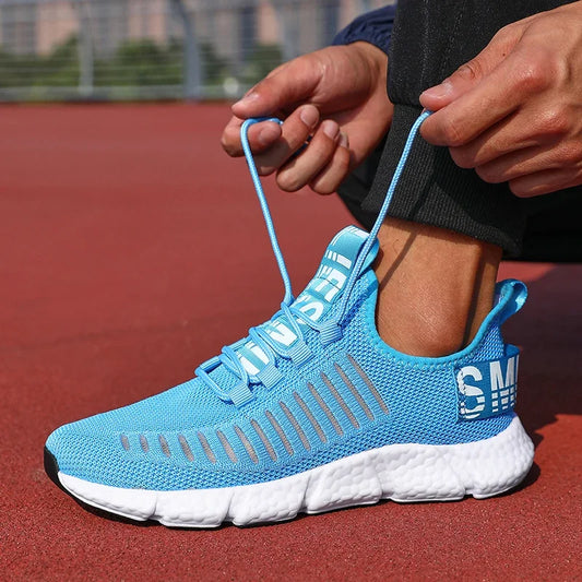 Summer Men's Sneakers Lightweight Breathable Mesh Outdoor Casual Shoes Fashionable Tennis Training Shoes Men's Shoes Free Shipping