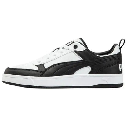 Baskets basses polyvalentes et confortables Puma Dribble, blanches et noires, 40032605