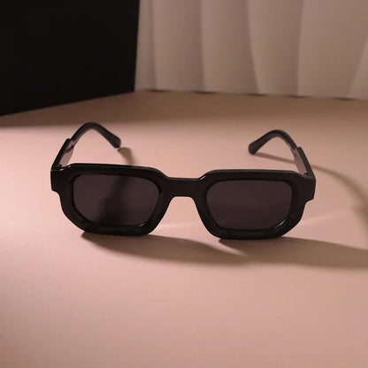 Vintage Women Fashion Square Sunglasses Retro Black Sun Glasses Female Male Eyewear Oculos