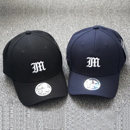 Szorosan illeszkedő, teljesen rugalmas, zárt sapka, „M” betűvel, hajlékony karimájú, új, trucker, férfi, flex, dad, hip-hop, baseball, snapback, napellenző, Era