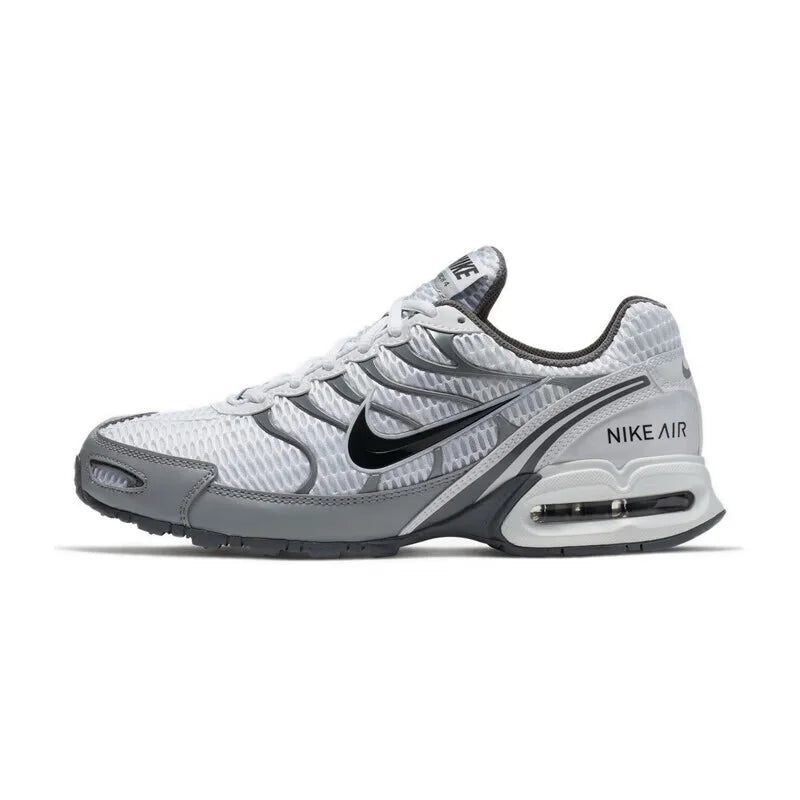 Nikeove nove lahke in trpežne tekaške čevlje Air Max Torch 4 z vidno zračno blazino za vsakodnevno nošenje 343846-100