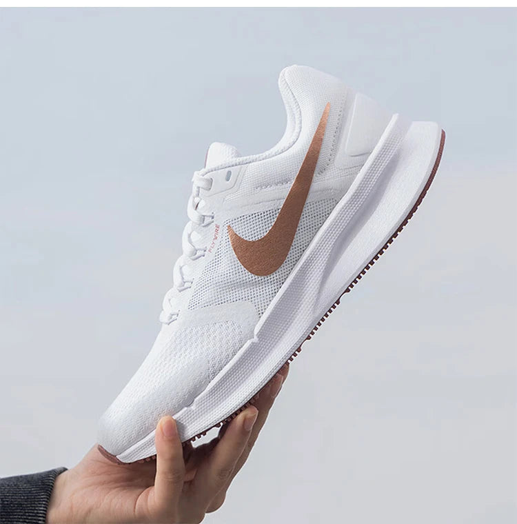 Nike original W Nike Run Swift 3 Pantofi de alergare respirabili pentru femei DR2698-105