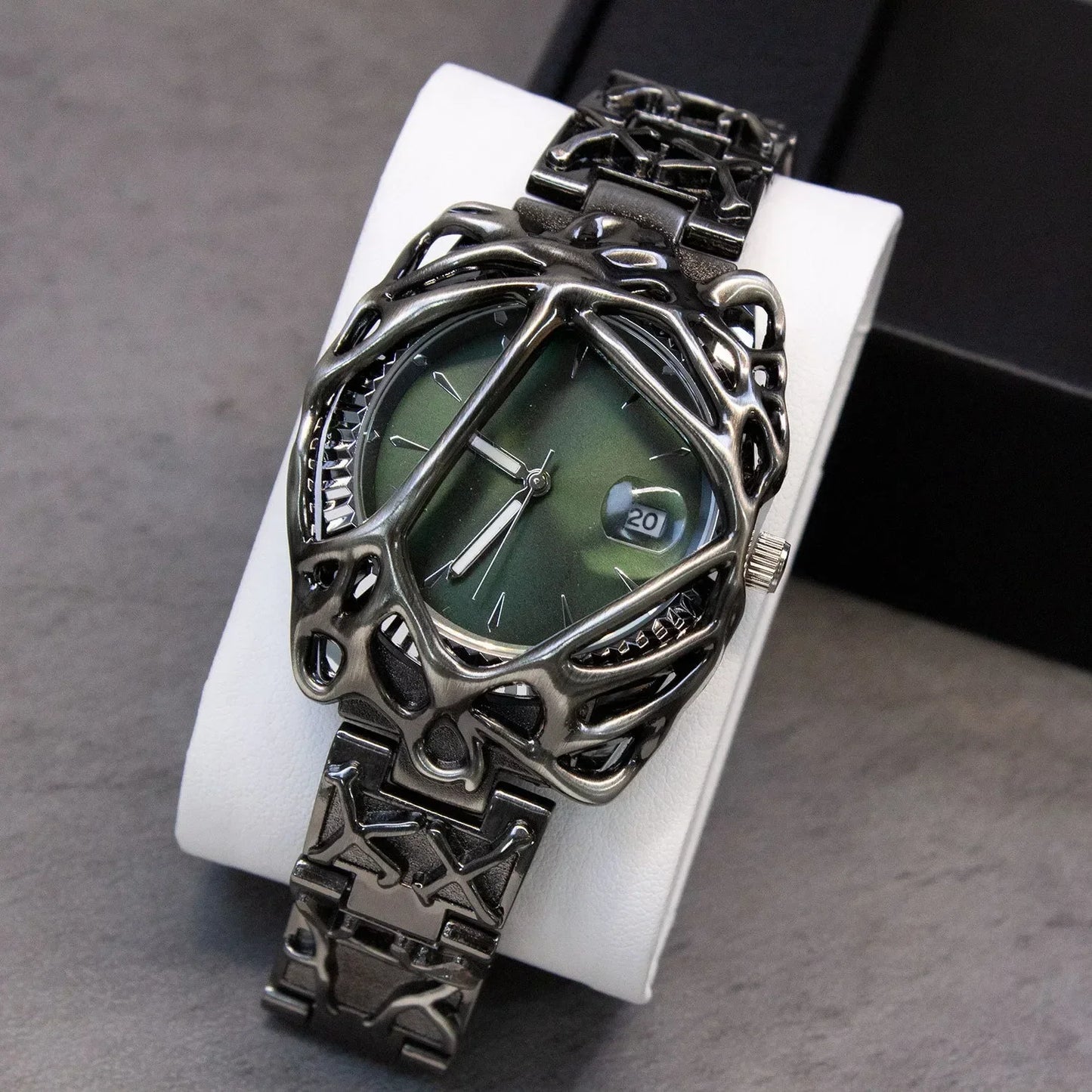 Fashion Y2K Antique Alabaster Quartz Watch Men Retro Black Strap Red Medieval Old Unique Creative Men Watches Luminous AAA Clock