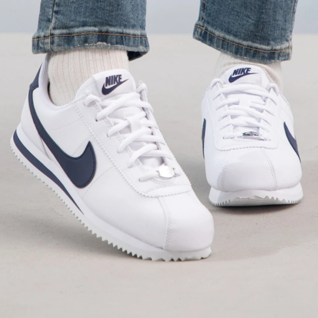 Nike Cortez Basic Sl Συνθετικό δέρμα Ευέλικτα Μοντέρνα Ανθεκτικά Παπούτσια χαμηλού προφίλ για καθημερινή χρήση Λευκό και Μπλε 904764-106