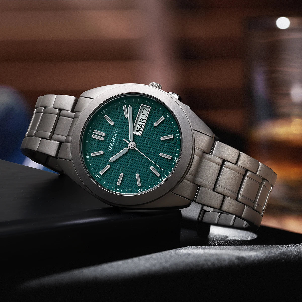 BERNY Full Titanium Men Watch Date Week Quartz Watches Calendar Sapphire Super Luminous 100M Waterproof Lightweight Wristwatch