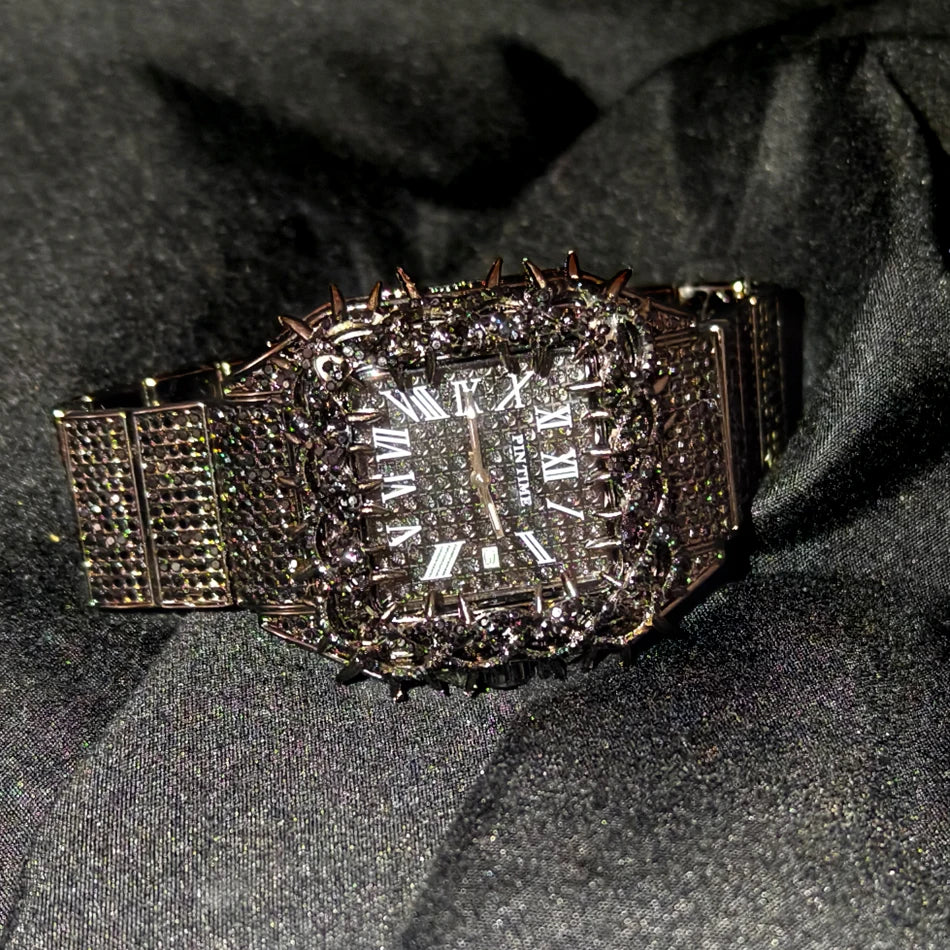Shine Luxury Hip-Hop Diamond Watch with Emeralds for Men Replica Czech Stone Inlaid Waterproof Gold Watch שעוני יוקרה