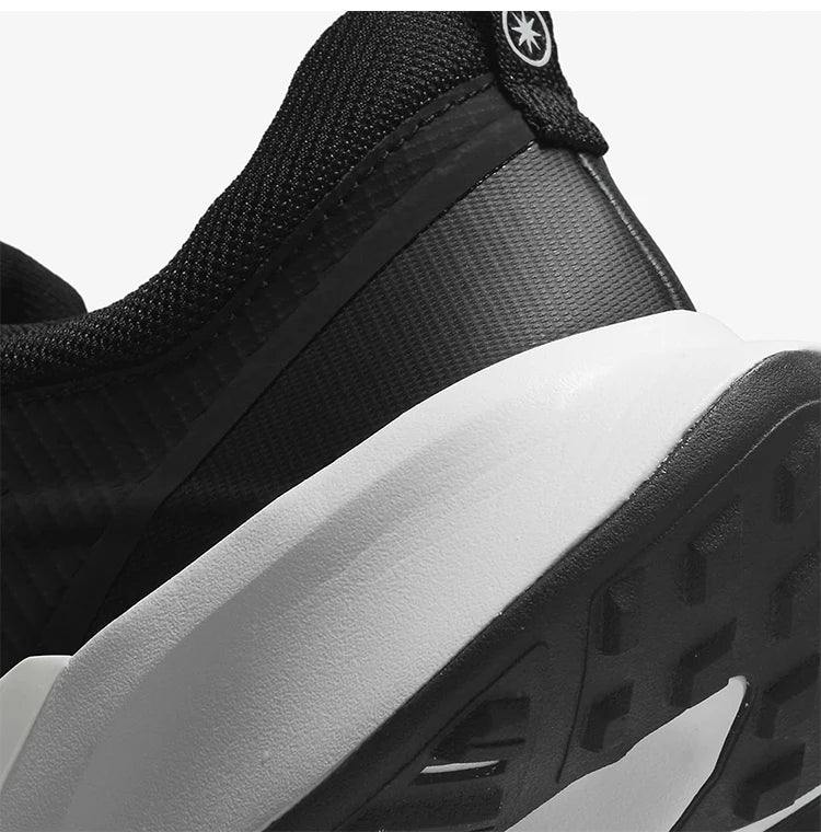 Nike Originální nové dámské prodyšné nízké běžecké boty ze síťoviny DM0821-001