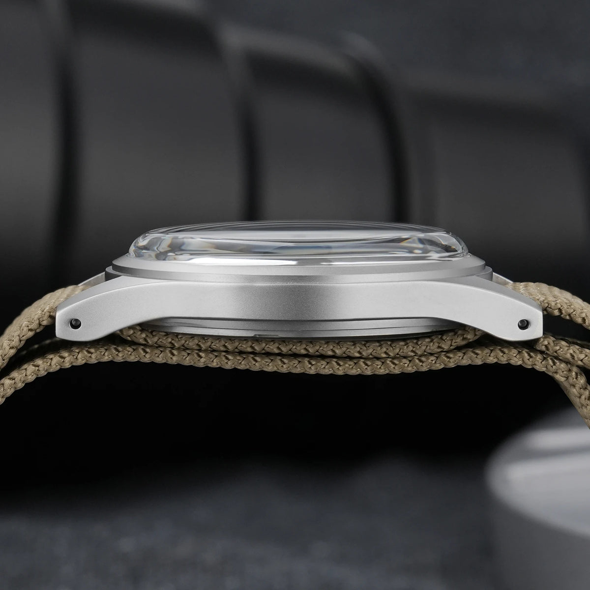 Militado ML07 Military Watch VH31 Quartz Movement Sapphire Crystal Luminous AR Coating Vintage Watches 100m Waterproof