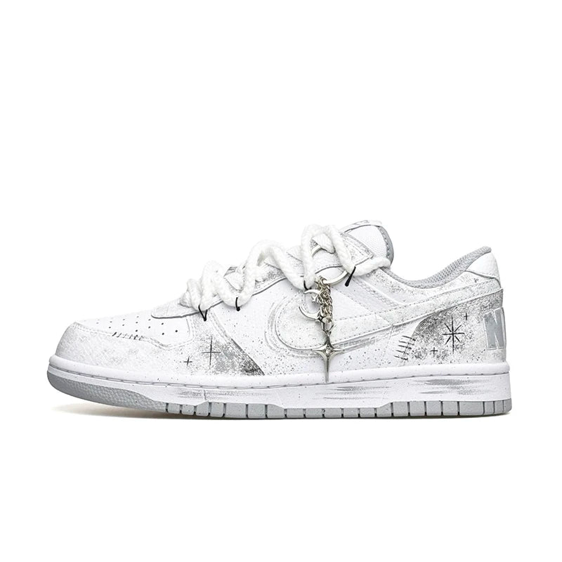 Sneakers personalizzate Nike Dunk Low "Wao" Edizione speciale con sacchetto regalo, stile High Street, decostruite, dipinte a mano con sfumature orientali, da uomo