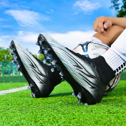 Nouvelles chaussures de football pour hommes, chaussures de football professionnelles ultralégères, chaussures d'entraînement sur gazon, baskets de match, sport de plein air, antidérapantes, unisexes