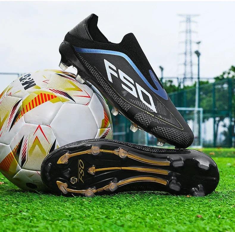 Nouvelles chaussures de football pour hommes, idéales pour les matchs en salle, chaussures de football légères et très vendues, crampons de haute qualité pour terrain en herbe, baskets mi-hautes antidérapantes pour l'ex