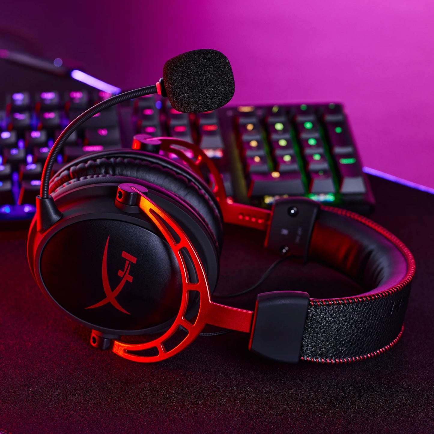 HyperX Cloud Alpha Wireless Gaming Headset with 300 Hour Battery, Dual Chamber Drivers, DTS Spatial Audio, Detachable Noise Cancelling Mic