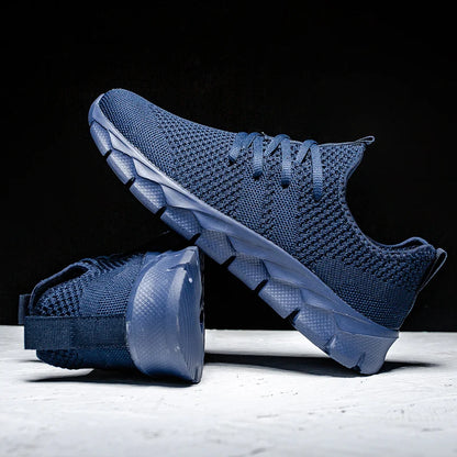 Men's shoes Four Seasons new plus size Flying weaving Lightweight Breathable Casual Sports Shoes Soft Sole Outdoor Running Shoes