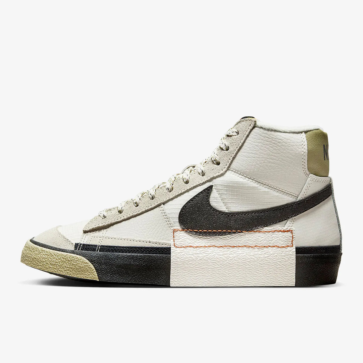 Adidași casual unisex Nike Blazer Mid Pro Club autentici FB8891-002