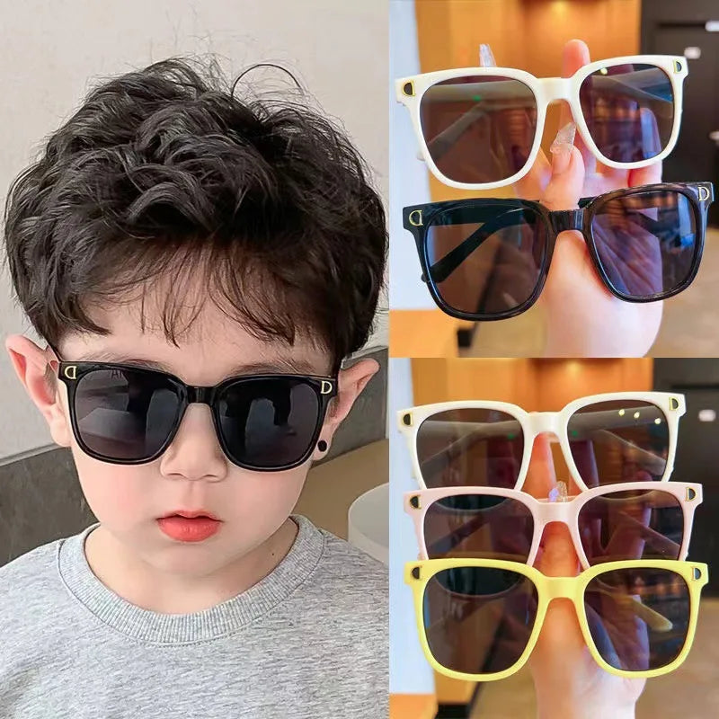 Kids Retro Square Sunglasses for Boys Girls, UV400 Protection Trendy D-Logo Sun Glasses, Fashion Children's Outdoor Eyewear
