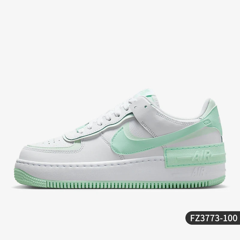 Nike AIR FORCE 1 originale da donna: sneakers classiche basse con suola spessa FZ3773-100
