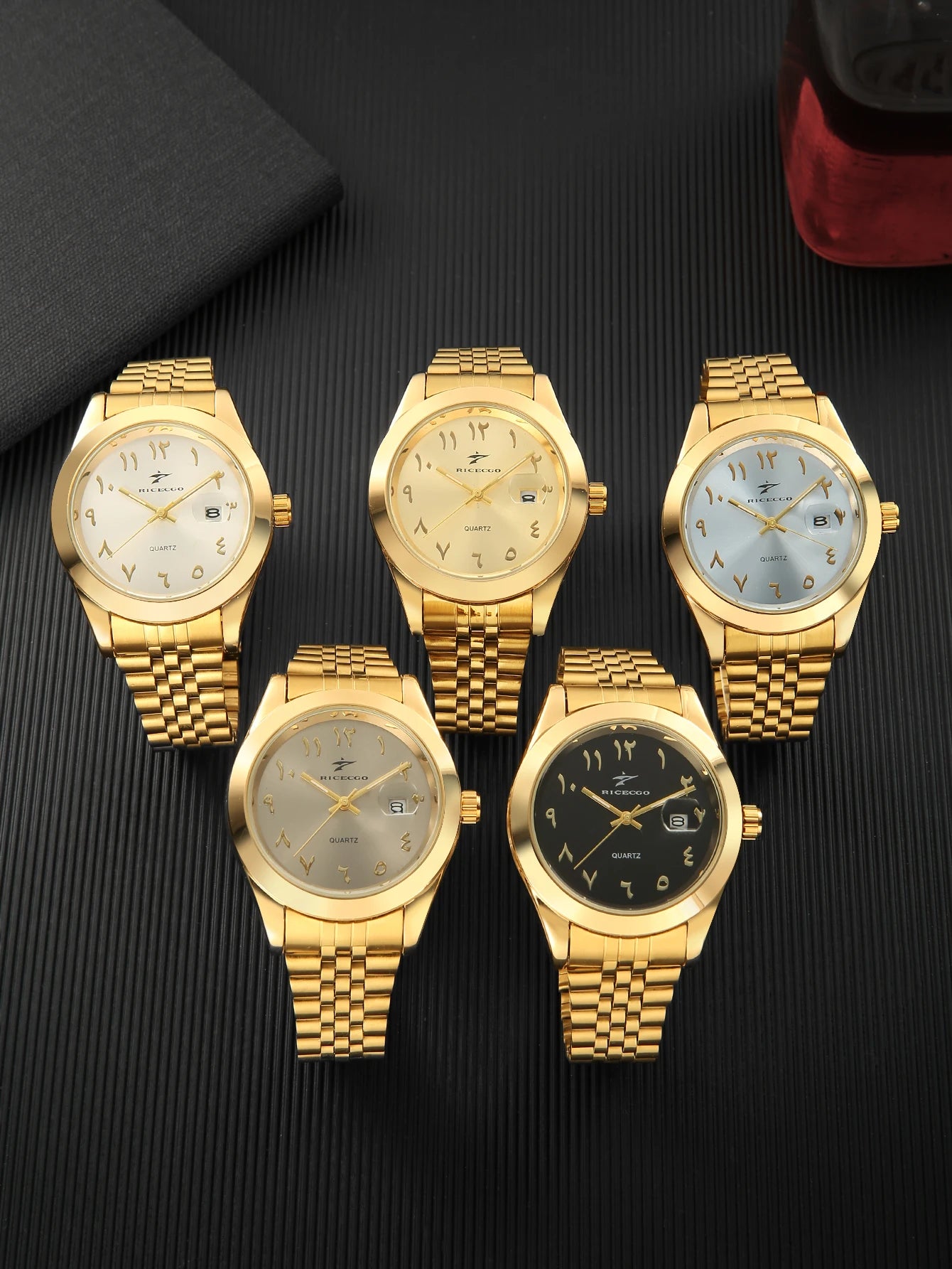 Golden Circular Pointer Quartz Watch, Durable Design Suitable for Daily Wear, Fashionable and Practical Wristwatch