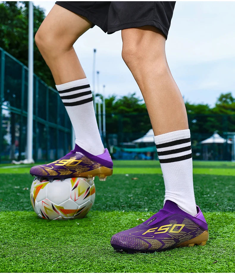 New Men Soccer Shoes Match Football Boots Non-Slip Boys High-quality Outdoor Sneakers Grass Cleats Hot-selling High-top Light