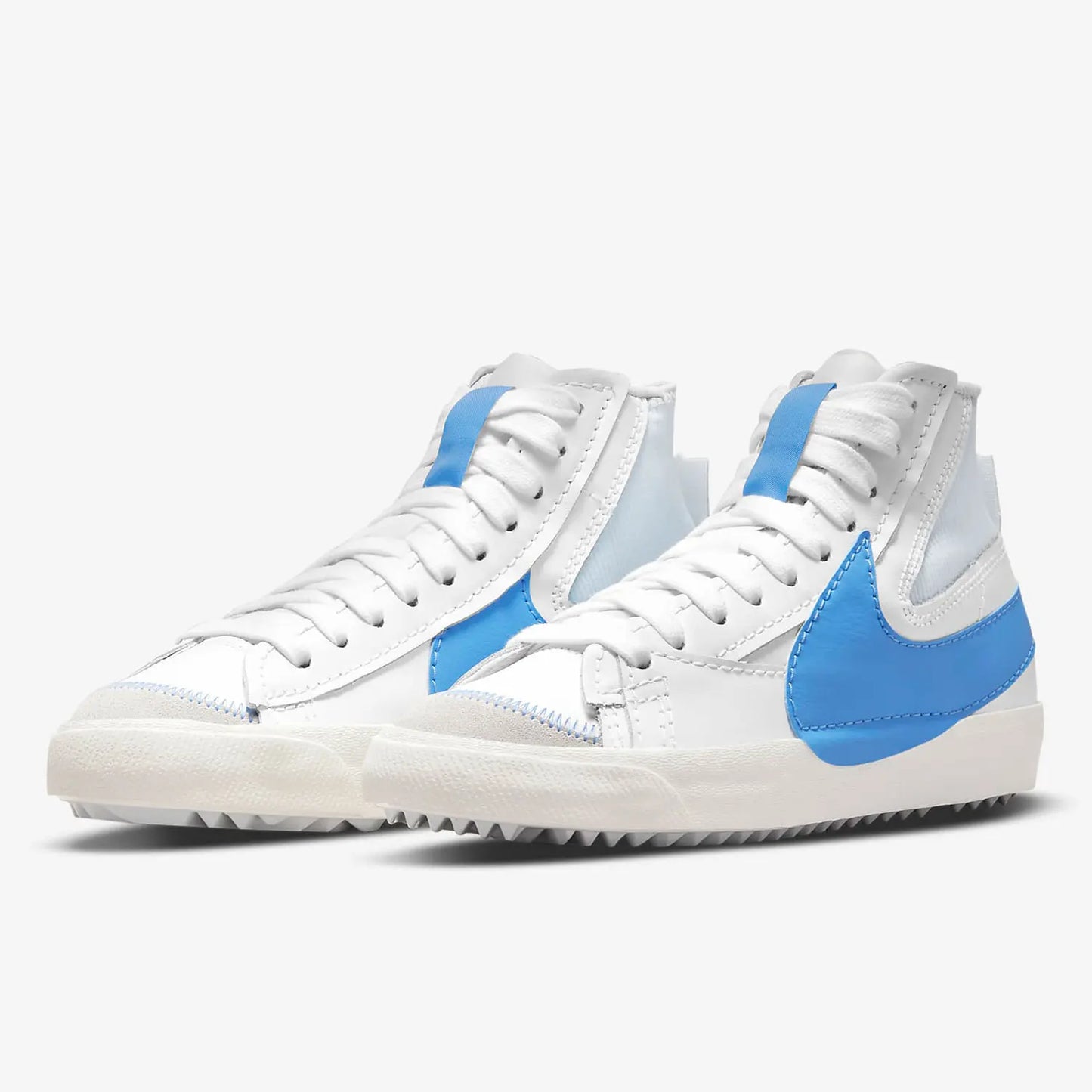 Sapatilhas casuais Nike para homem confortáveis e resistentes, de cano alto DD3111