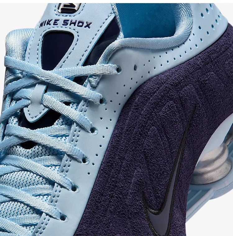 Chaussures de course rétro rembourrées Nike Authentic W SHOX R4 pour femme HQ7739-500