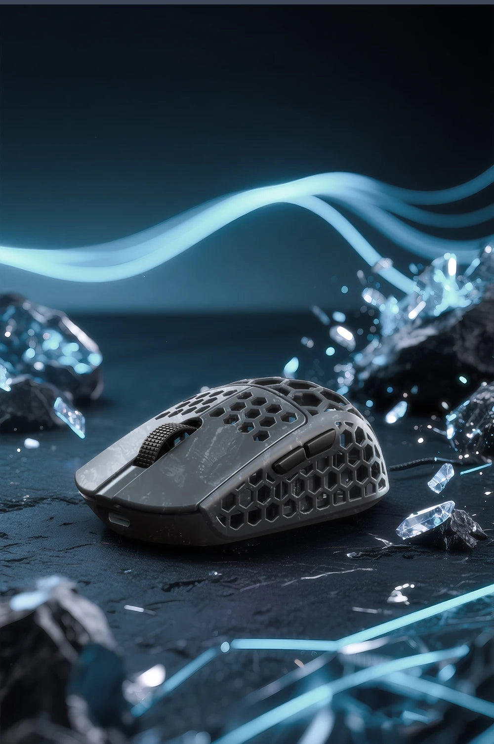 Darmoshark M5Air trådlös gamingmus i smidd kolfiber 8K PAW3950 30K DPI för små händer, fingertoppsgrepp, spelmakron, lättviktig